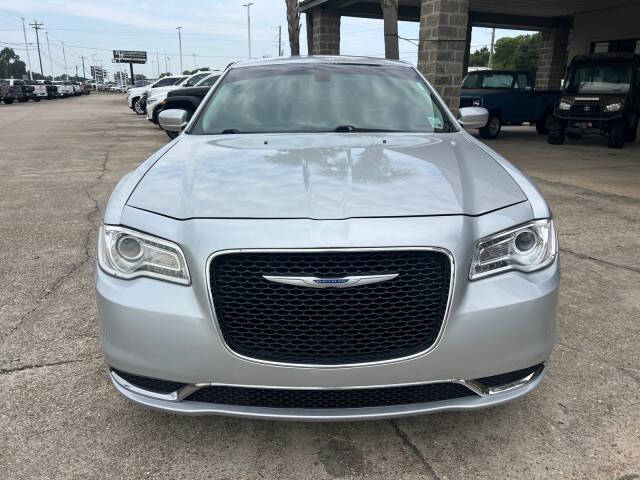 2019 Chrysler 300 Touring