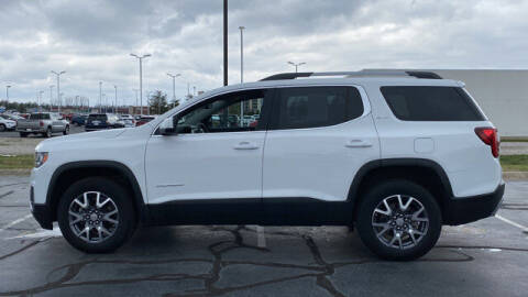 2023 GMC Acadia SLT