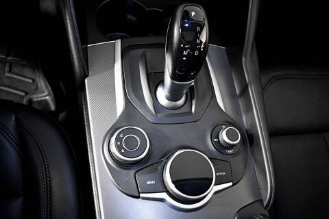 2018 Alfa Romeo Giulia Sport