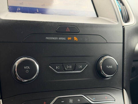 2020 Ford Edge SEL