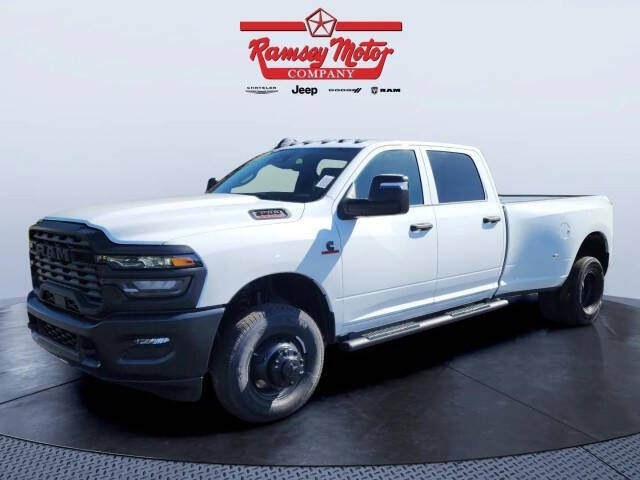 2025 RAM Ram 3500 Pickup Tradesman's photo