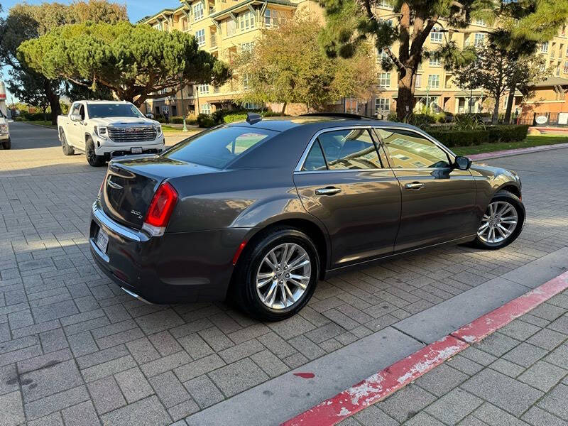 2016 Chrysler 300 C