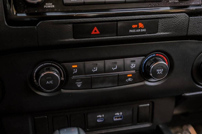 2022 Nissan Frontier S