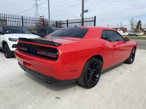 2017 Dodge Challenger SXT