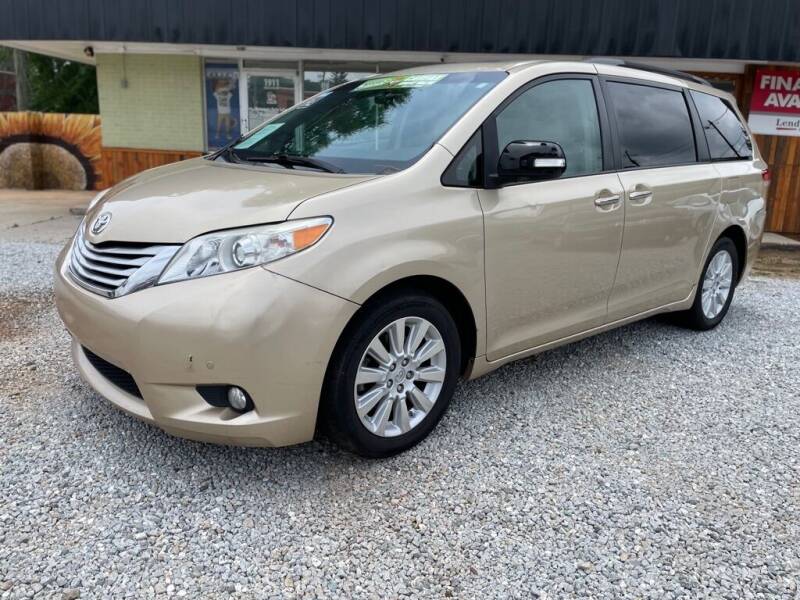 2014 Toyota Sienna for sale at Dreamers Auto Sales in Statham GA