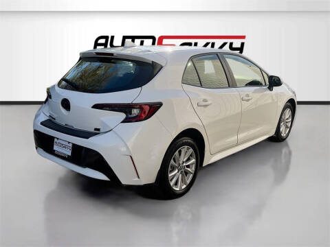 2024 Toyota Corolla Hatchback SE