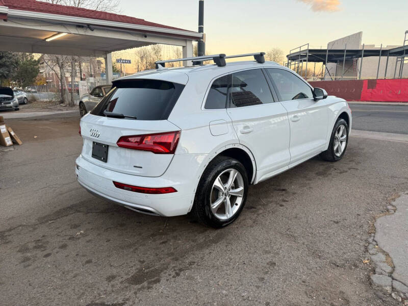 2020 Audi Q5 quattro Titanium Premium 45 TFSI