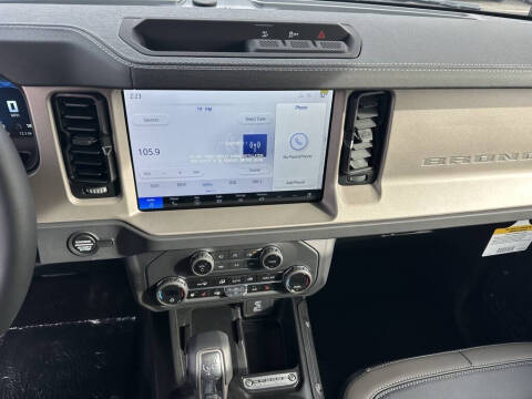 2025 Ford Bronco Outer Banks