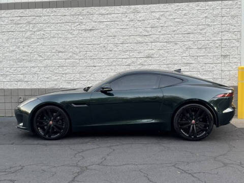 2019 Jaguar F-TYPE P300