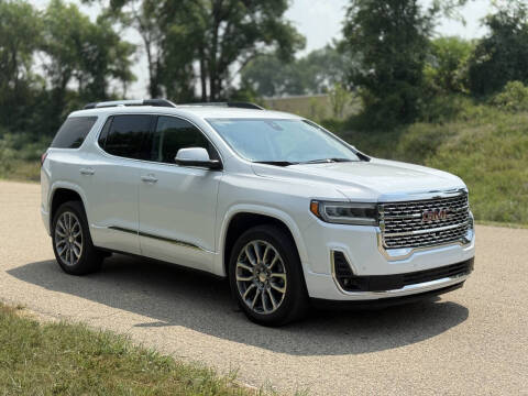 2023 GMC Acadia Denali