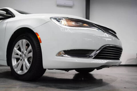 2017 Chrysler 200 Limited Platinum