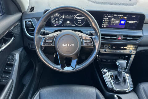 2024 Kia Seltos EX