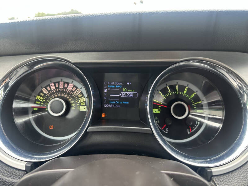 2013 Ford Mustang V6