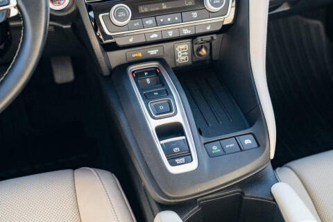 2022 Honda Insight Touring