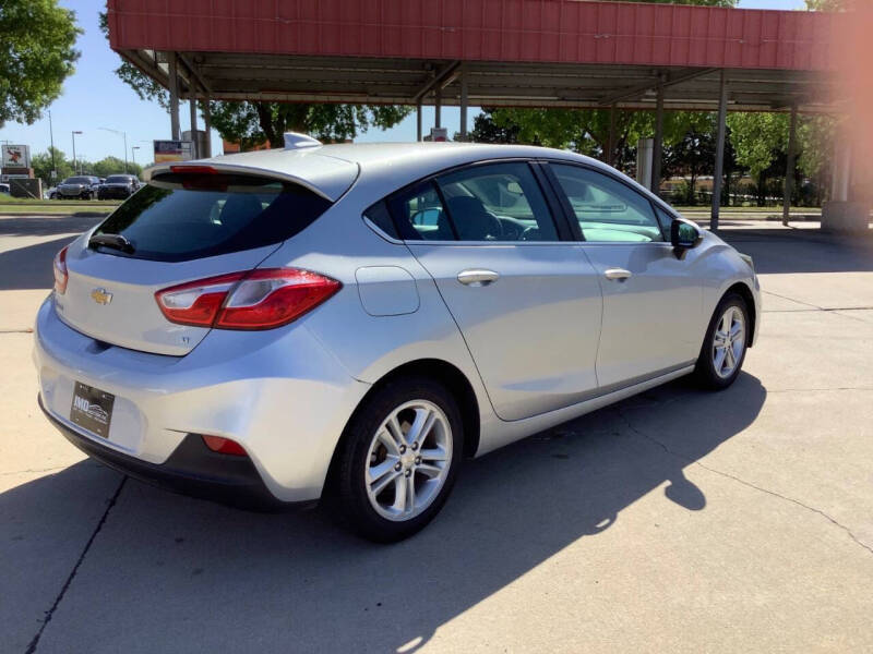 2017 Chevrolet Cruze LT Auto