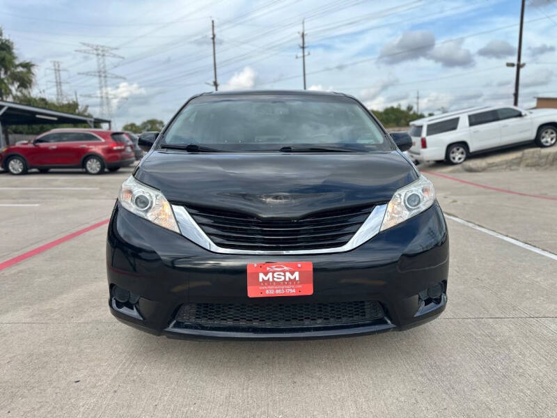 2015 Toyota Sienna LE 8-Passenger