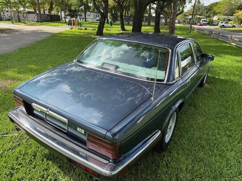 1989 Jaguar XJ-Series XJ6
