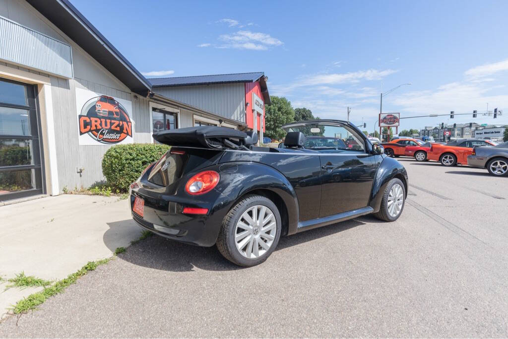 2008 Volkswagen New Beetle Convertible 81