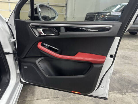 2017 Porsche Macan GTS
