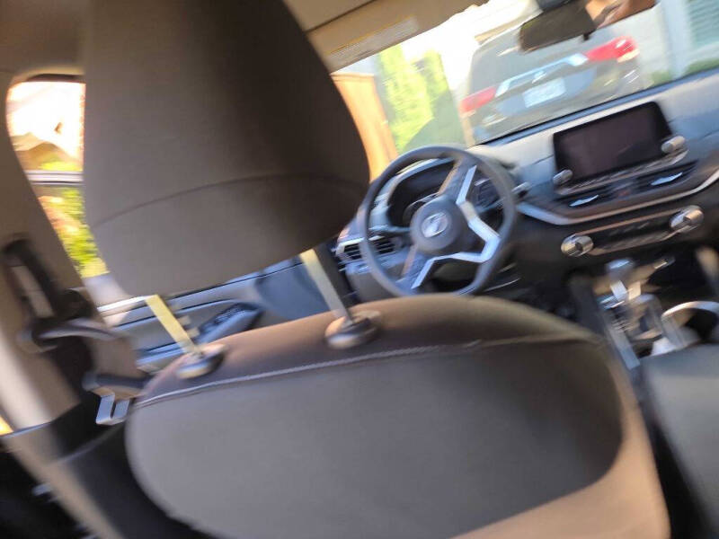 2023 Nissan Altima 2.5 SV