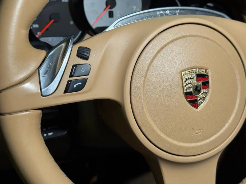 2012 Porsche Panamera