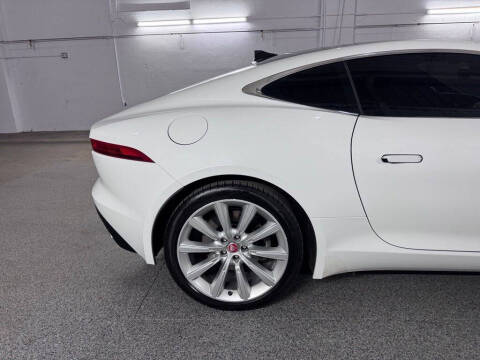 2017 Jaguar F-TYPE Premium