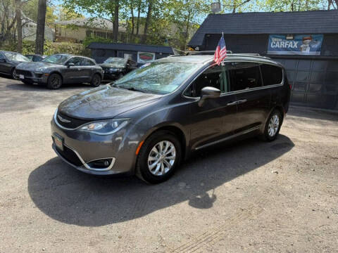 2018 Chrysler Pacifica Touring L