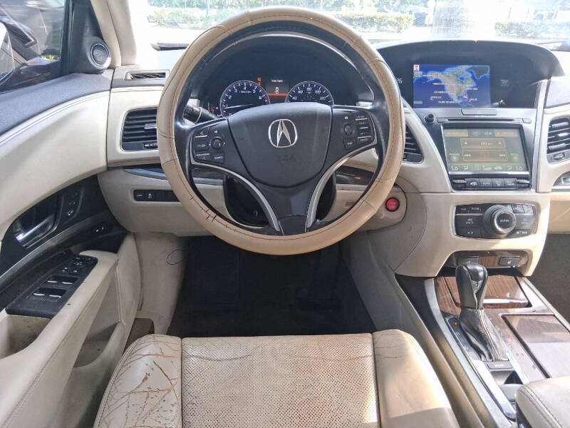 2015 Acura RLX w/Navi