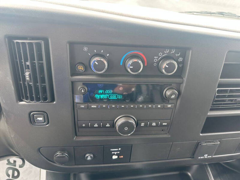 2026 GMC Savana 2500
