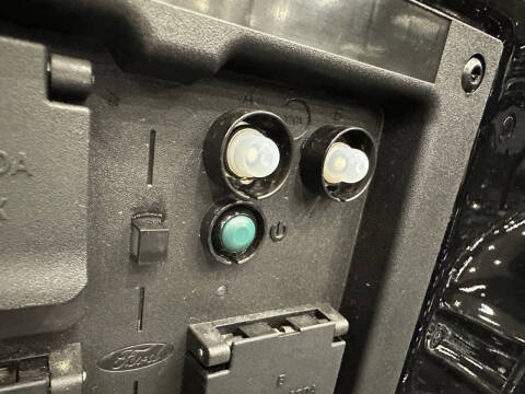 2023 Ford F-150 Lightning Platinum