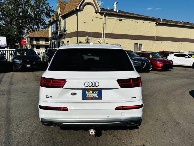 2017 Audi Q7 2.0T quattro Premium Plus