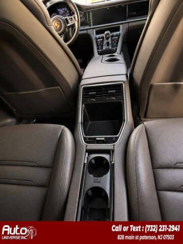 2017 Porsche Panamera