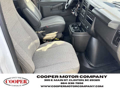 2025 Chevrolet Express LS 3500