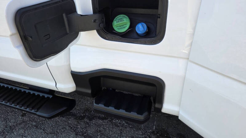 2023 Ford F-350 Super Duty XLT