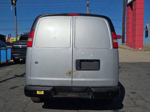 2015 GMC Savana 2500