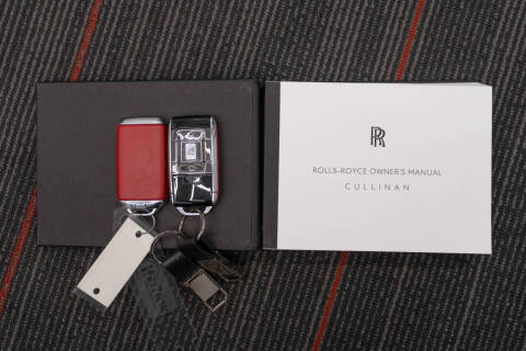 2023 Rolls-Royce Black Badge Cullinan