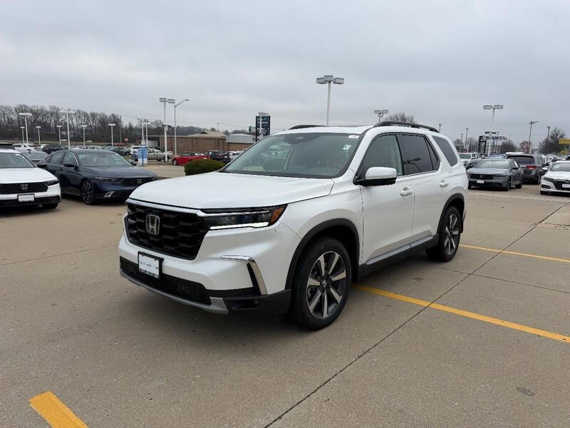 2025 Honda Pilot Touring