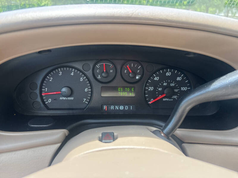 2006 Ford Taurus SE