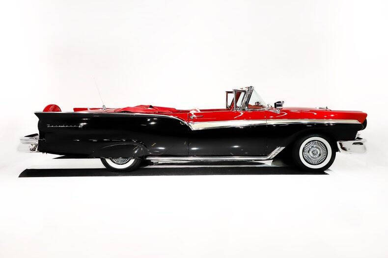 1957 Ford Fairlane