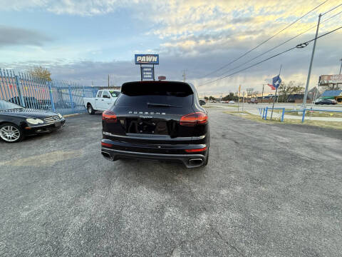 2017 Porsche Cayenne