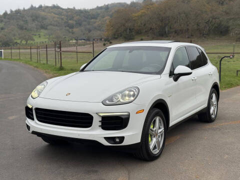 2016 Porsche Cayenne S E-Hybrid