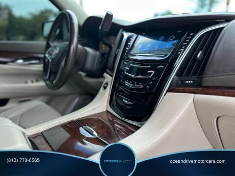 2015 Cadillac Escalade Premium