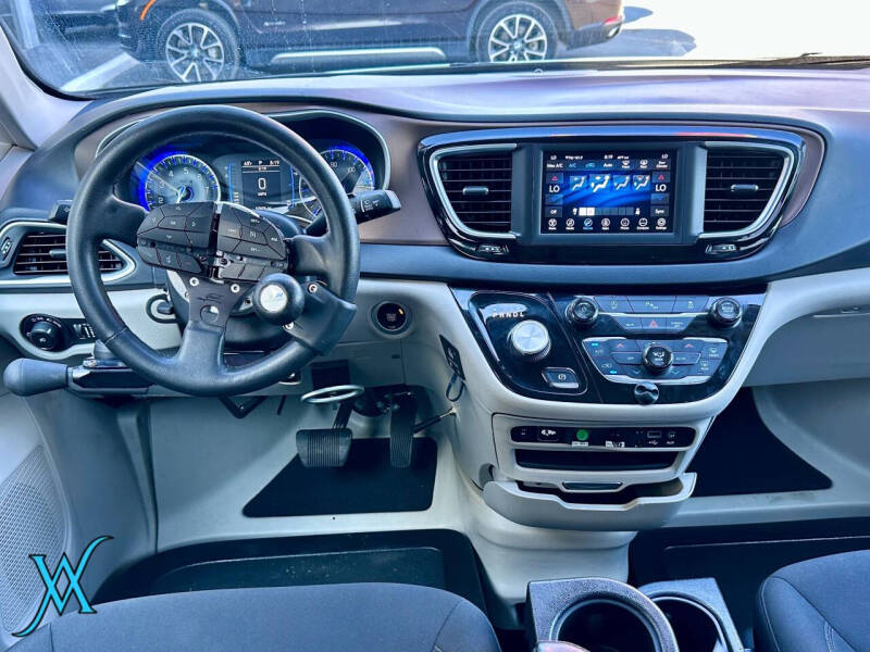 2018 Chrysler Pacifica Touring Plus