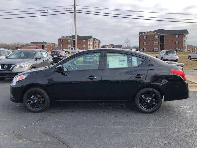 2019 Nissan Versa S Plus