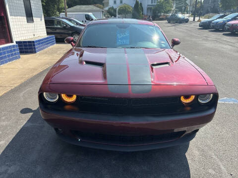 2017 Dodge Challenger SXT