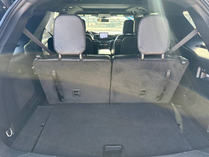 2024 Ford Explorer ST-Line