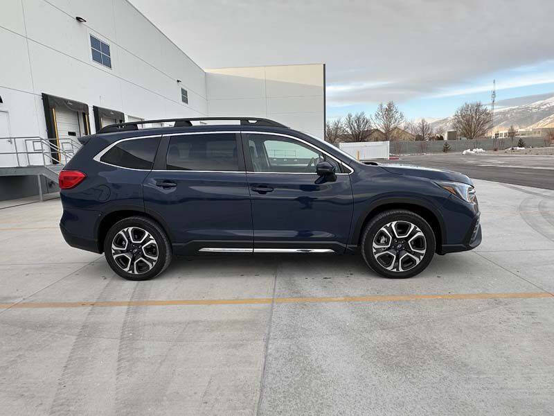 2023 Subaru Ascent Limited 8-Passenger