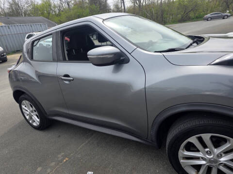 2017 Nissan JUKE S