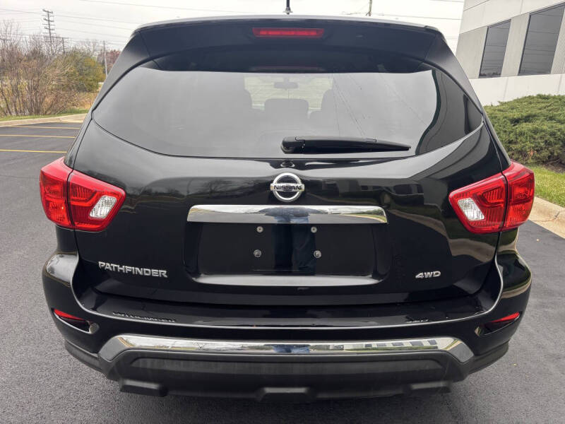 2017 Nissan Pathfinder S