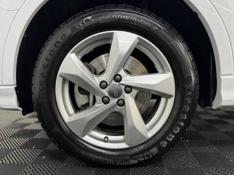 2019 Audi Q3 quattro Premium 45 TFSI